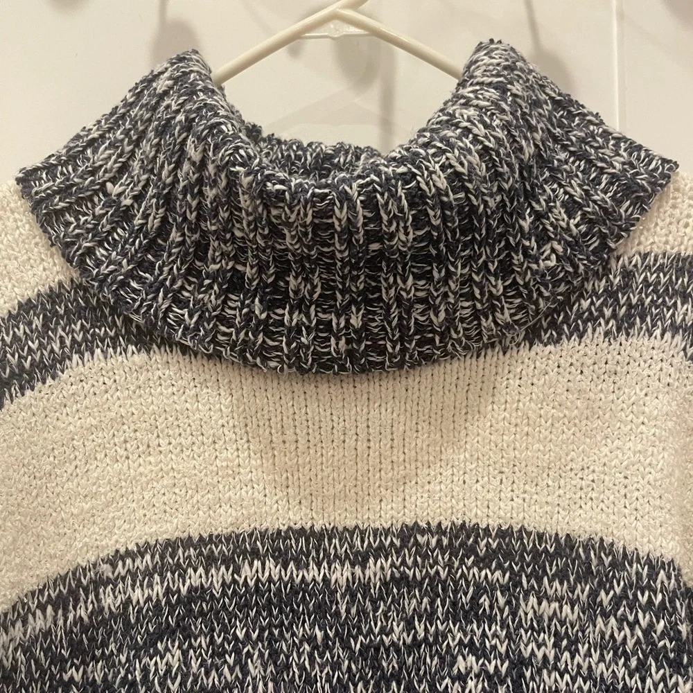Free People Heritage Sweater Tunic .Size M